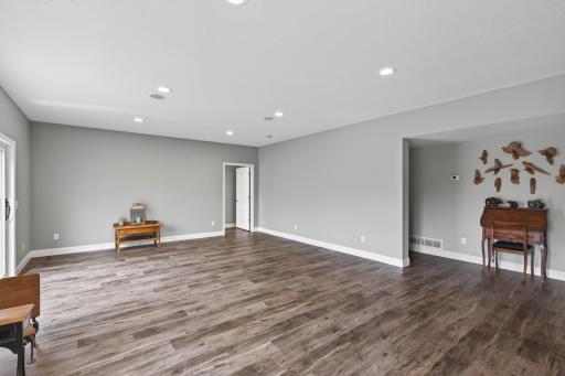 17141 Jackson Trail, Lakeville, MN 55044