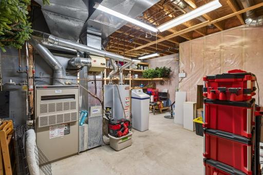 17141 Jackson Trail, Lakeville, MN 55044
