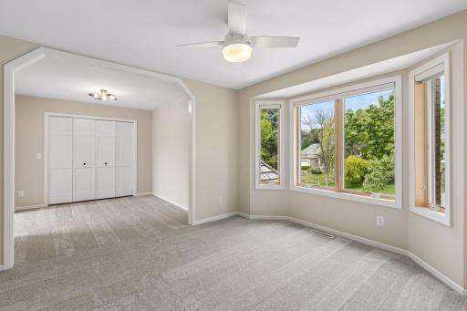 16905 45th Avenue N, Minneapolis, MN 55446