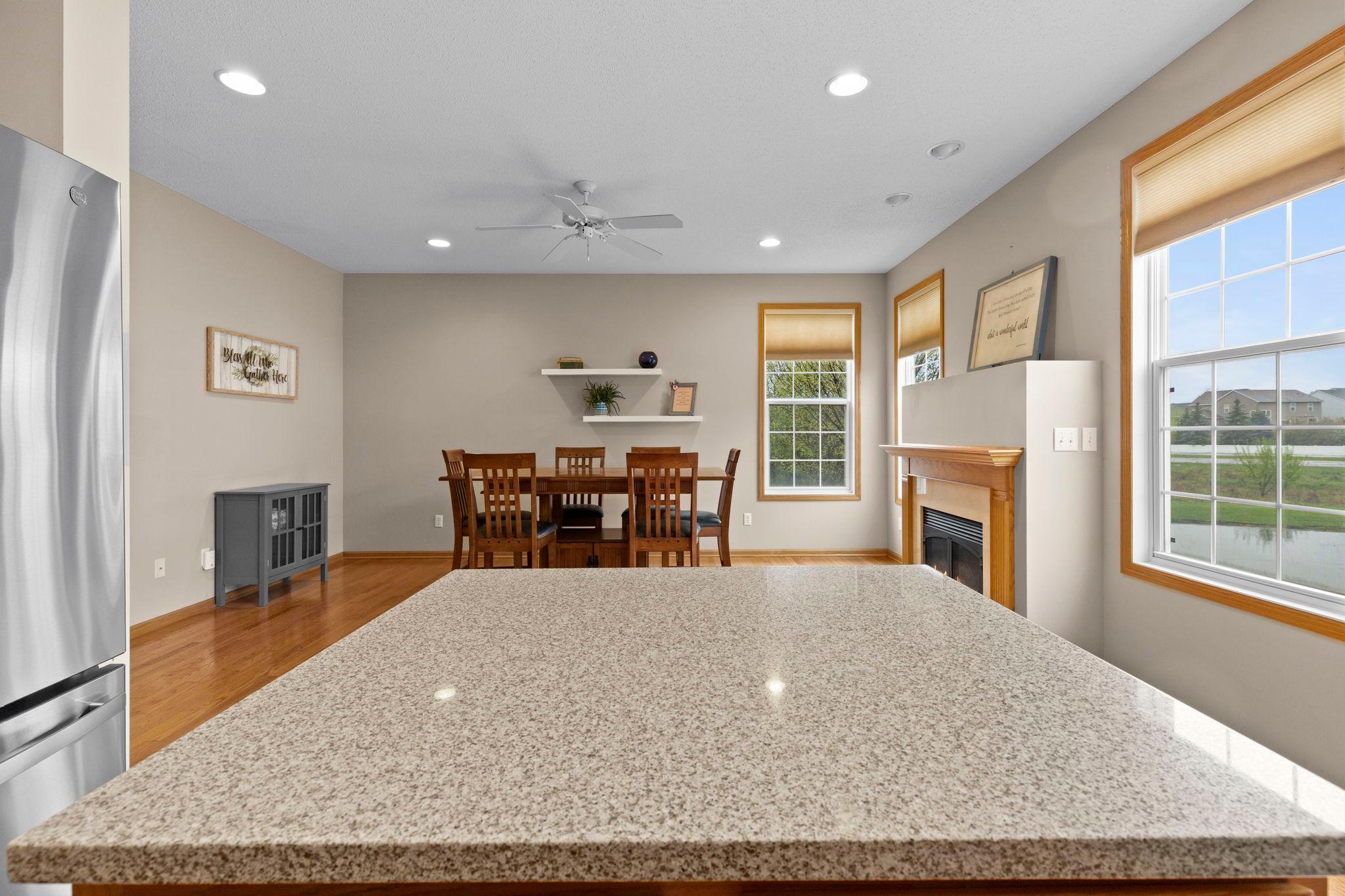 31-web-or-mls-1780 Riverside Dr-123.jpg