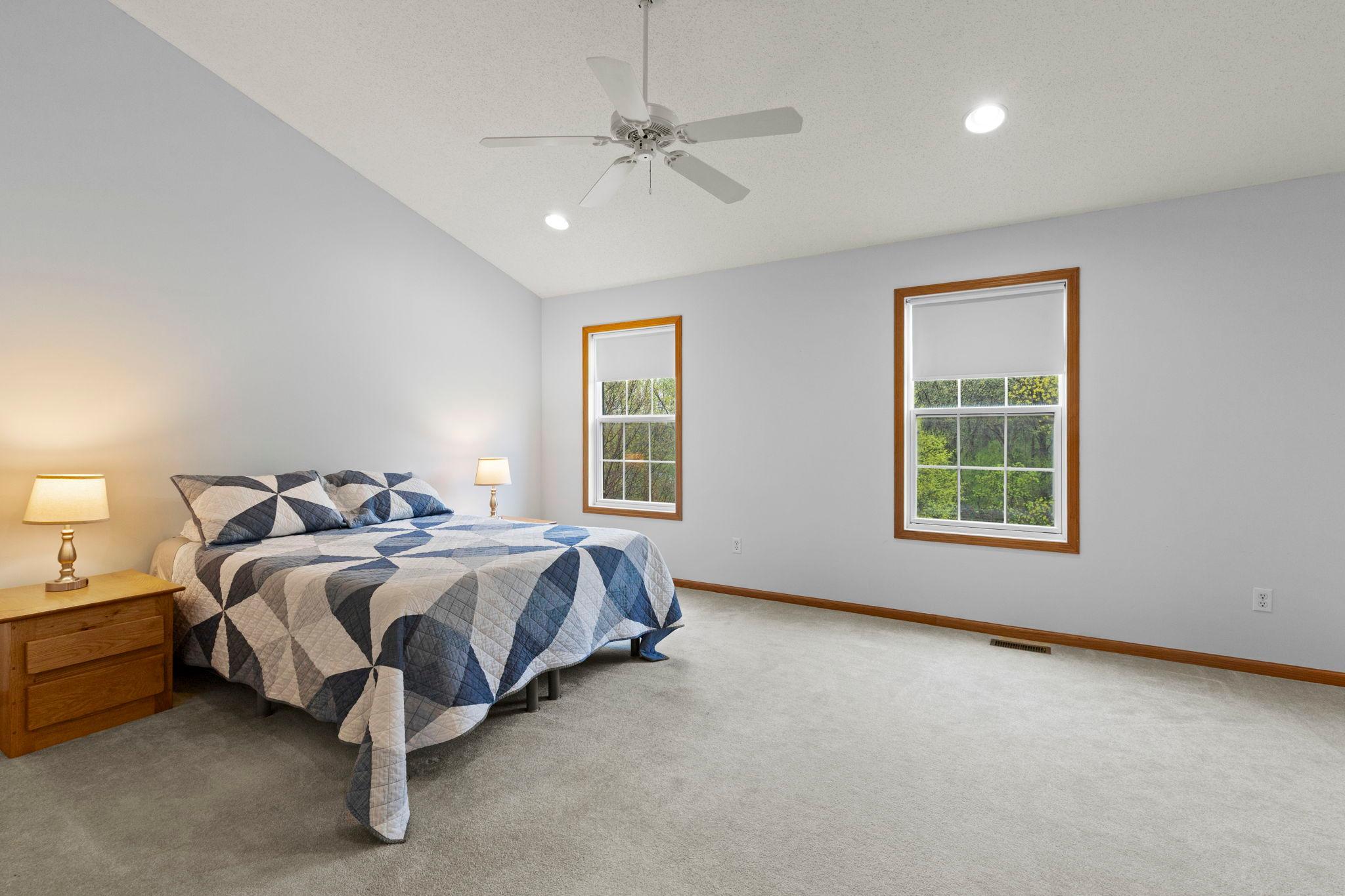 43-web-or-mls-1780 Riverside Dr-156.jpg