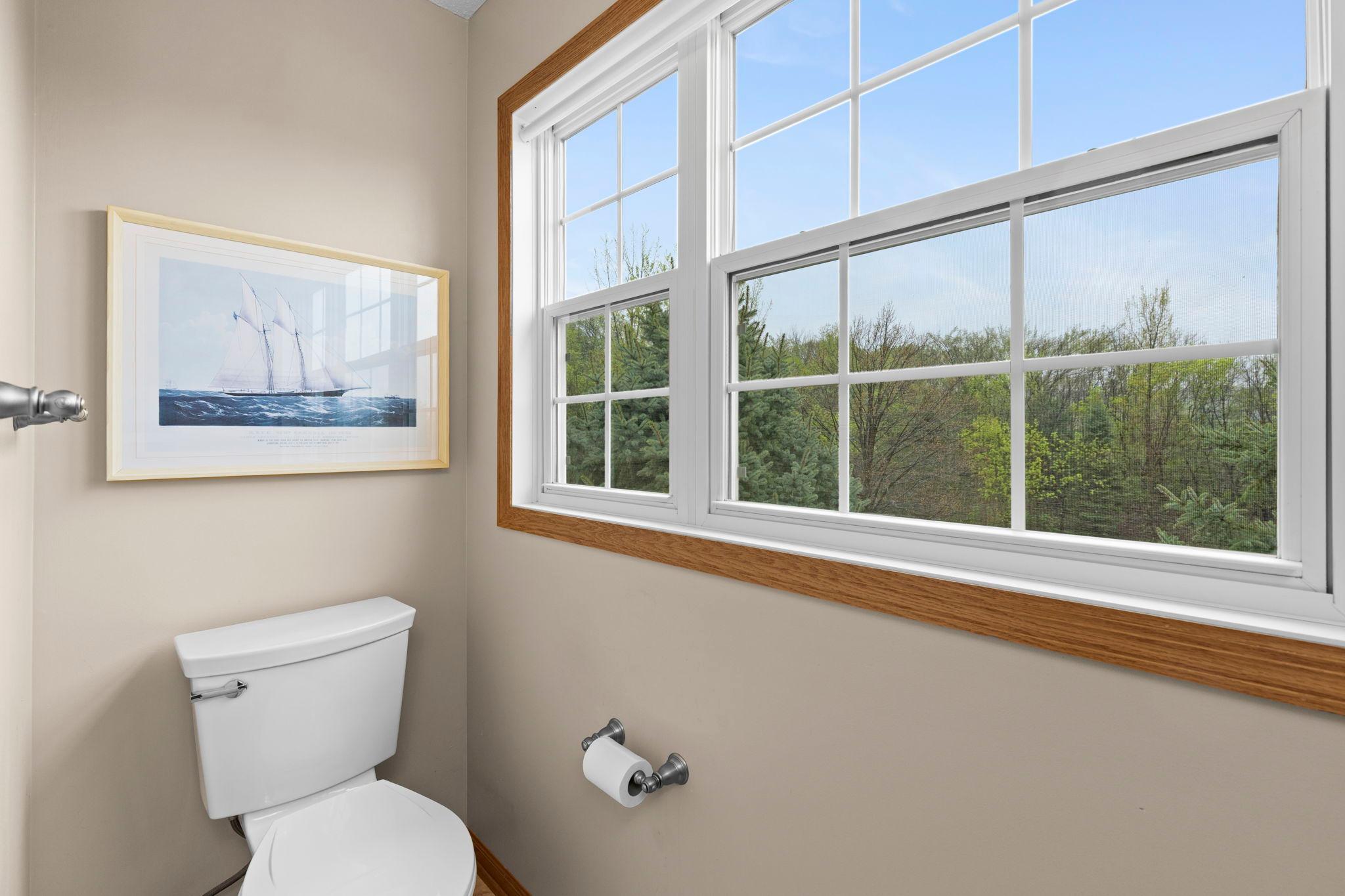 50-web-or-mls-1780 Riverside Dr-150.jpg