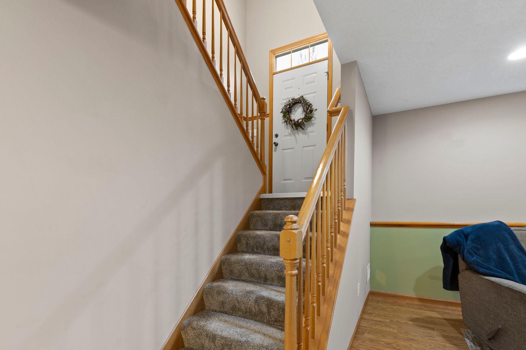 57-web-or-mls-1780 Riverside Dr-42.jpg