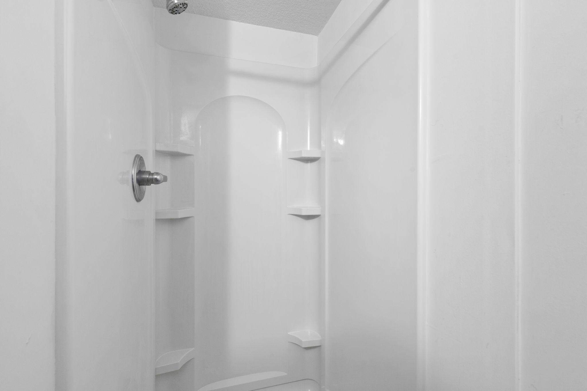 62-web-or-mls-1780 Riverside Dr-57.jpg