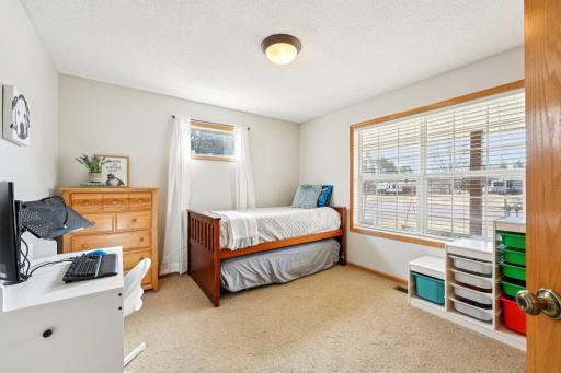 407 148th Avenue NE, Andover, MN 55304