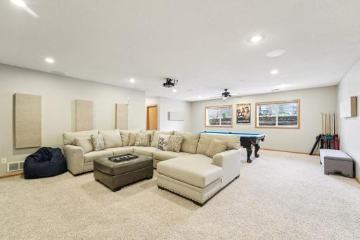 407 148th Avenue NE, Andover, MN 55304