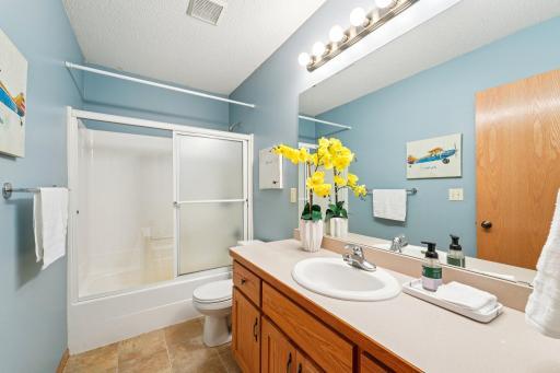 407 148th Avenue NE, Andover, MN 55304