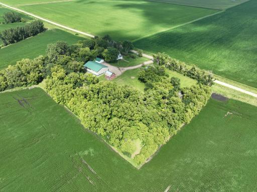 6045 50th Avenue NW, Montevideo, MN 56265