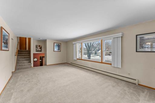 901 Cheri Lane, Saint Paul, MN 55120