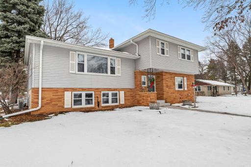 901 Cheri Lane, Saint Paul, MN 55120