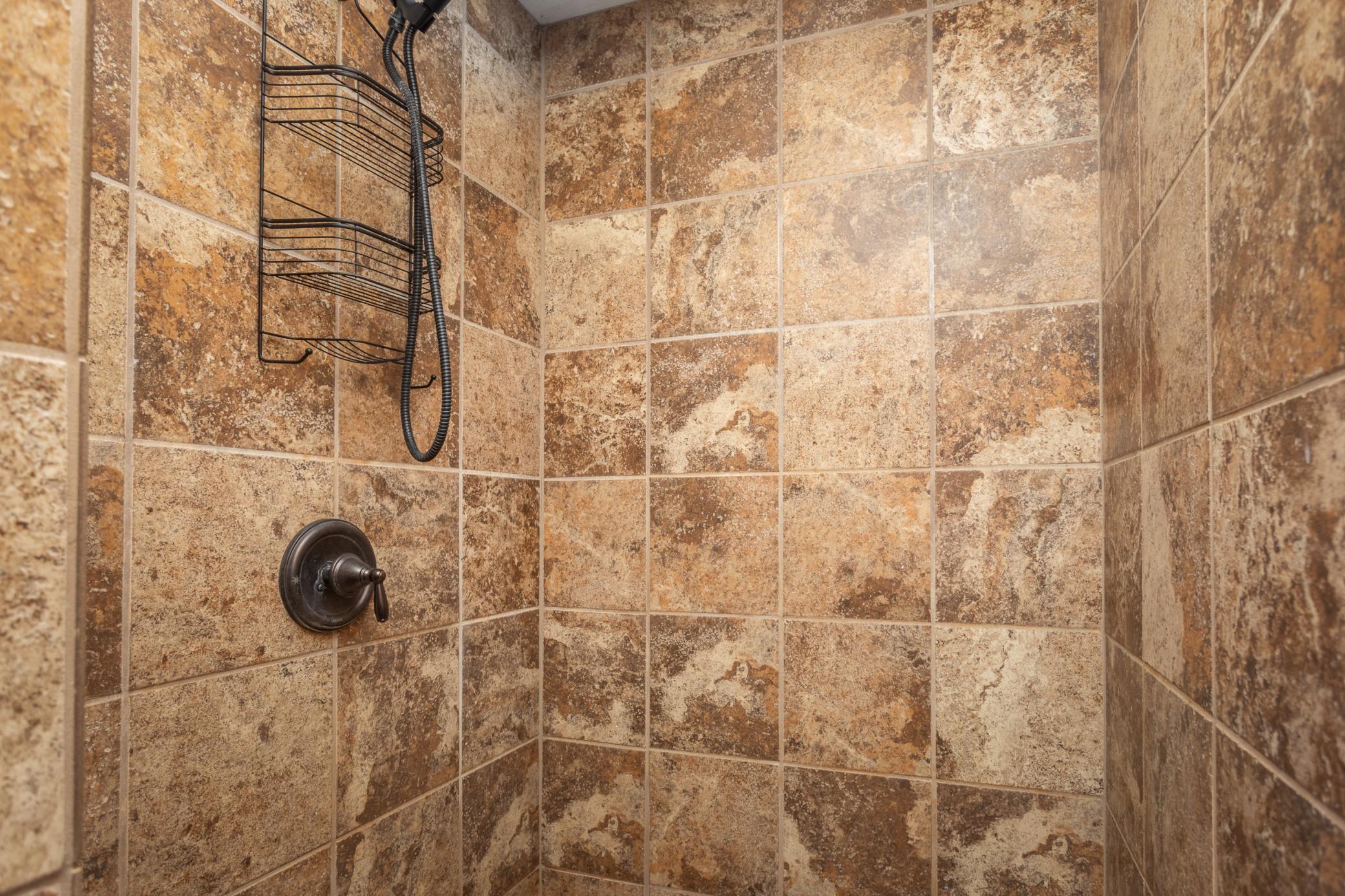 Nicely tiled bathroom