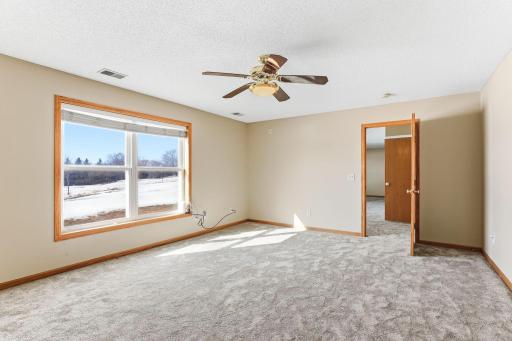 2888 Eagle Valley Drive, Saint Paul, MN 55129