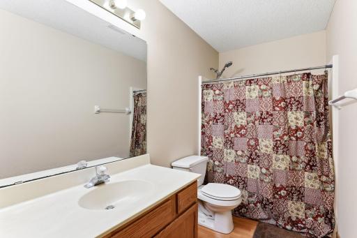 2888 Eagle Valley Drive, Saint Paul, MN 55129