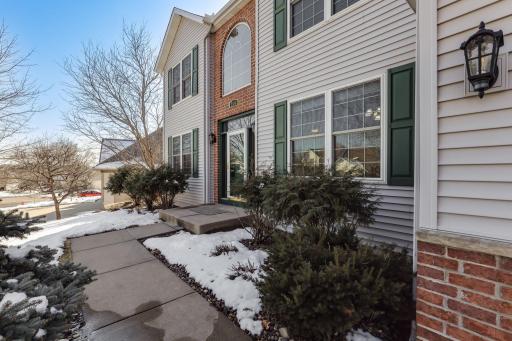 2888 Eagle Valley Drive, Saint Paul, MN 55129