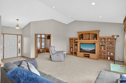 5671 159th Street N, Hugo, MN 55038