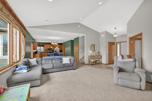 5671 159th Street N, Hugo, MN 55038