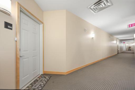 1256 County Road D E, 104, Maplewood, MN 55109