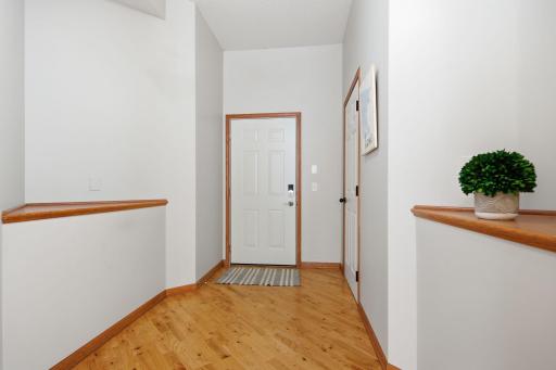 1256 County Road D E, 104, Maplewood, MN 55109