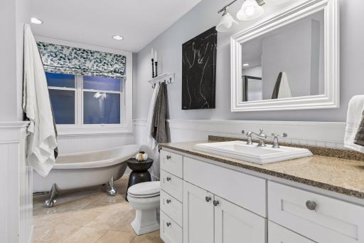 162 College Avenue W, 5, Saint Paul, MN 55102