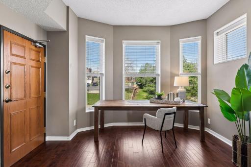 162 College Avenue W, 5, Saint Paul, MN 55102
