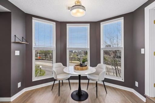 162 College Avenue W, 5, Saint Paul, MN 55102