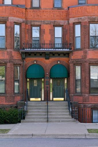 162 College Avenue W, 5, Saint Paul, MN 55102