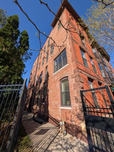 162 College Avenue W, 5, Saint Paul, MN 55102
