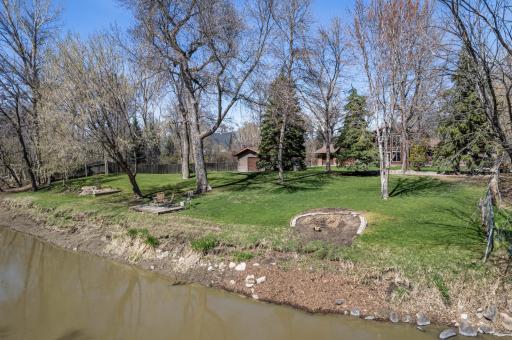 6819 Sunnyside Drive, Horace, ND 58047
