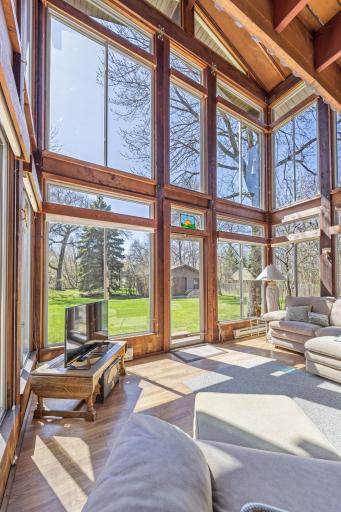 6819 Sunnyside Drive, Horace, ND 58047