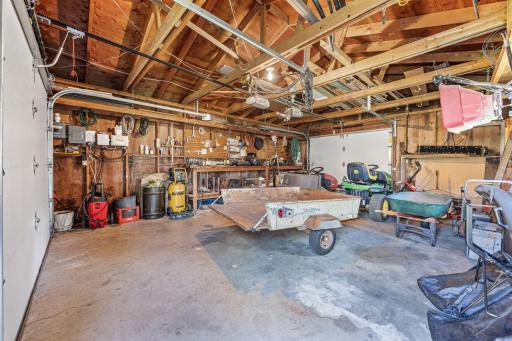 6819 Sunnyside Drive, Horace, ND 58047