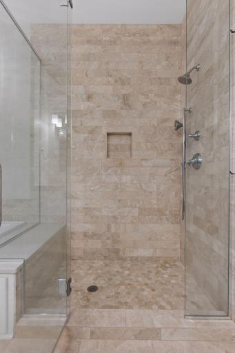 935 Lake Street E, 309, Wayzata, MN 55391