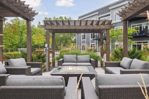 935 Lake Street E, 309, Wayzata, MN 55391