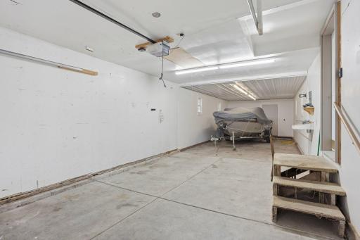 Large oversize garage