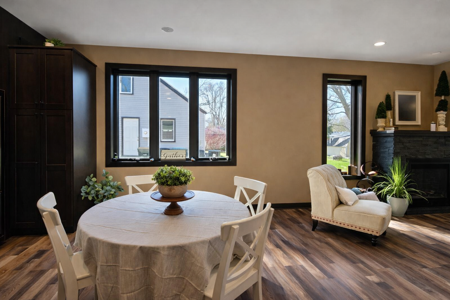 Dining Room/ Living Room