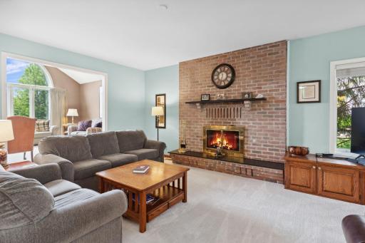 11428 Zion Circle, Minneapolis, MN 55437