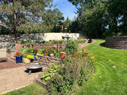 11428 Zion Circle, Minneapolis, MN 55437