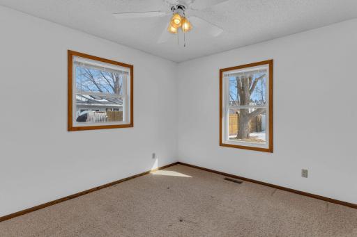 1308 27th Street NW, Willmar, MN 56201