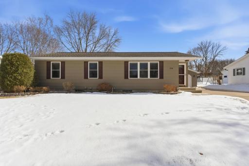 1308 27th Street NW, Willmar, MN 56201
