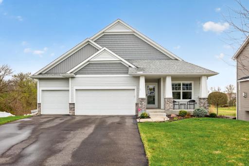 1305 Meadow Court, Shakopee, MN 55379