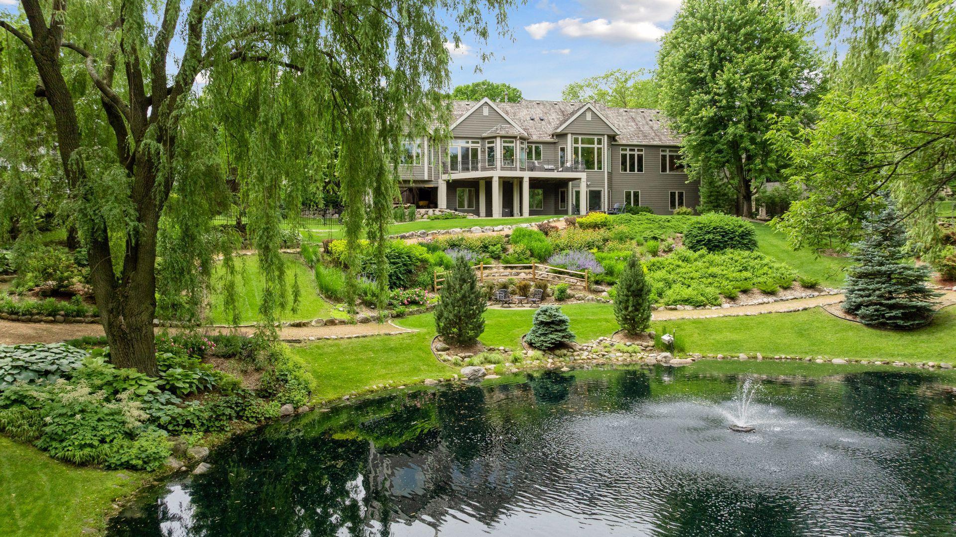 1280 Zircon Lane - Spacecrafting - 0007.jpg