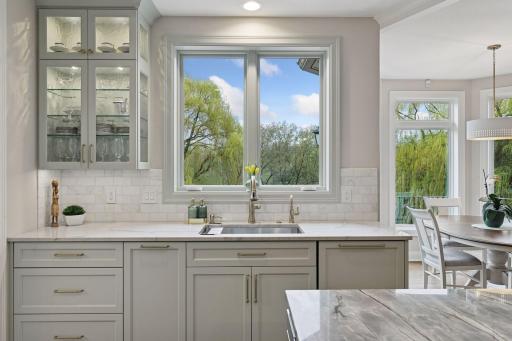1280 Zircon Lane N, Minneapolis, MN 55447