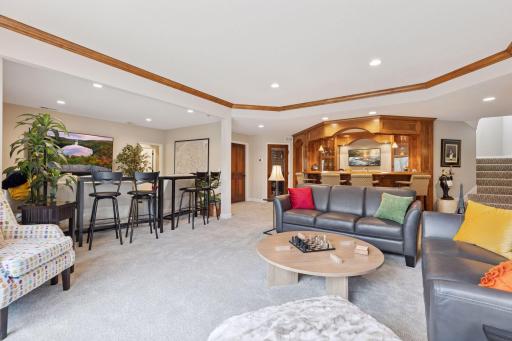 1280 Zircon Lane N, Minneapolis, MN 55447