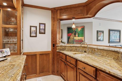 1280 Zircon Lane N, Minneapolis, MN 55447