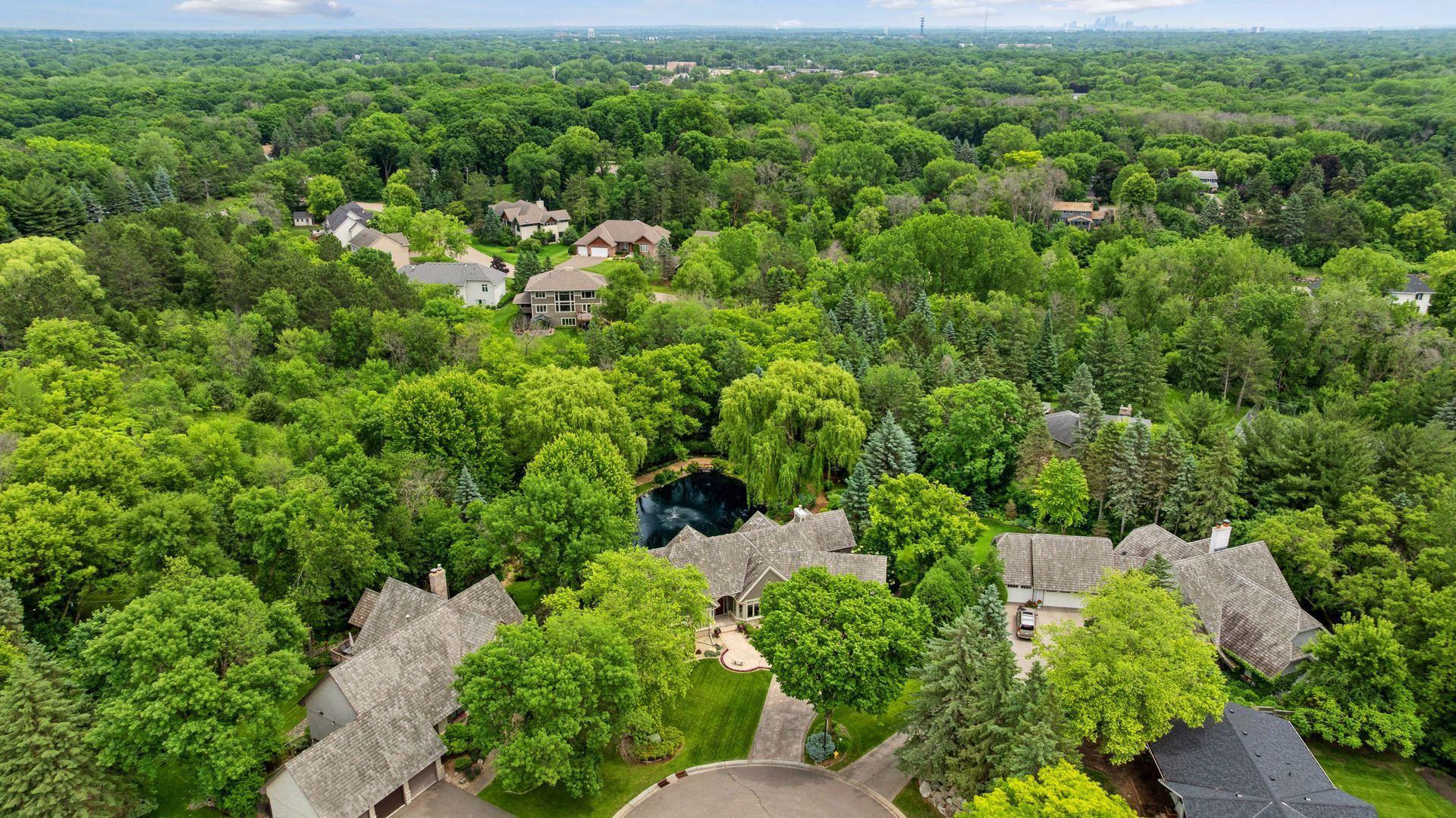 1280 Zircon Lane - Spacecrafting - 0003.jpg