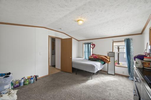 3234 NE 89th Drive NE, Blaine, MN 55449