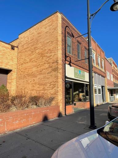 136 S Broadway, Wells, MN 56097