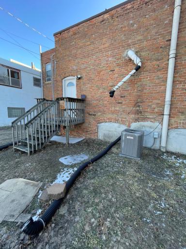 136 S Broadway, Wells, MN 56097