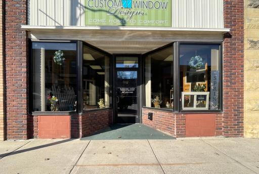 136 S Broadway, Wells, MN 56097