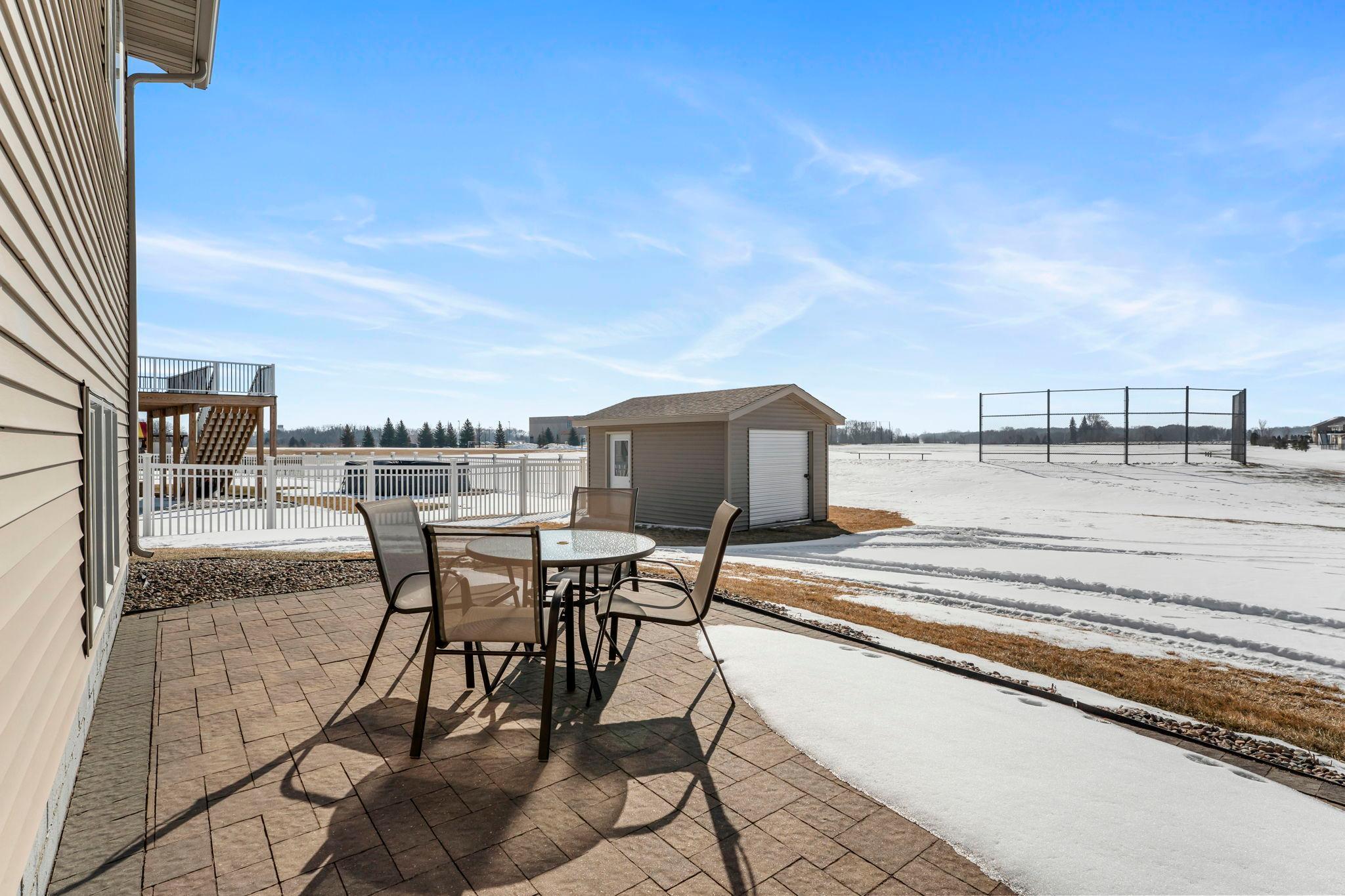 64-web-or-mls-1306 4th St NW-263.jpg