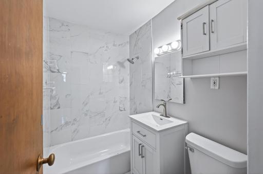 2500 Blaisdell Avenue, 206, Minneapolis, MN 55404